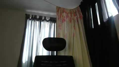 Shayna online show from 12-20-24, 05:08