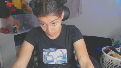 Shayna online show from 10-02-25, 01:12