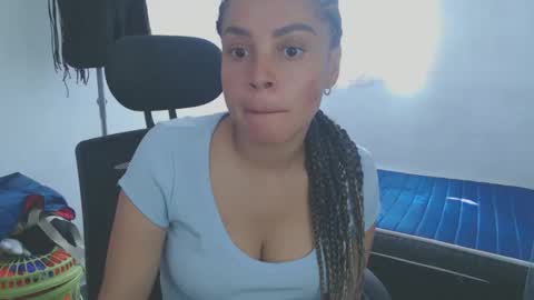 Shayna online show from 04-06-26, 07:48