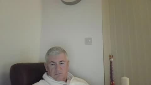 she52 online show from 04-18-26, 09:48