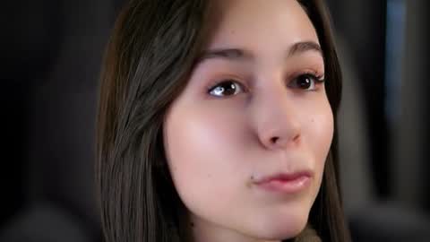 Snapshot of sheenadu chatting on 10-10-25, 02:43 Tessa online show from 10-10-25, 02:43