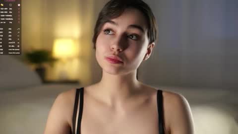 Snapshot of sheenadu chatting on 11-09-25, 01:37 Tessa online show from 11-09-25, 01:37