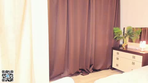 Violet online show from 12-27-24, 02:22