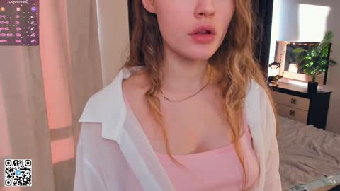 Violet online show from 01-06-25, 10:02