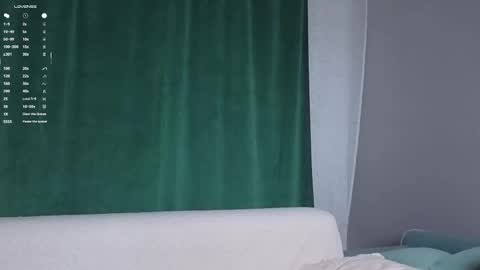 Snapshot of sheenagear chatting on 11-17-25, 01:06 sheenagear online show from 11-17-25, 01:06