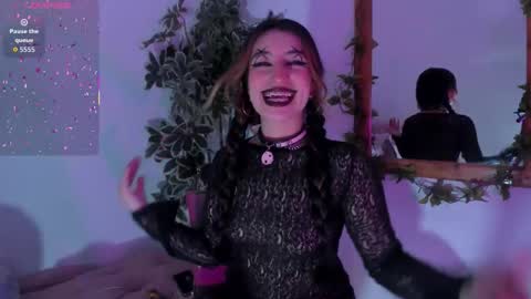 Shego  online show from 10-15-25, 12:33