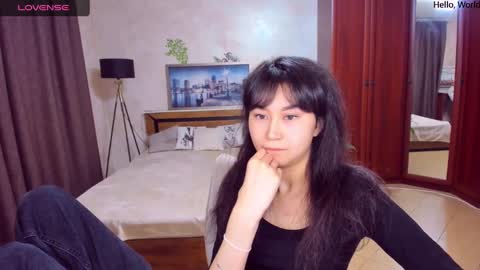 Snapshot of sheilafreman chatting on 12-18-24, 04:53 Sheila online show from 12-18-24, 04:53