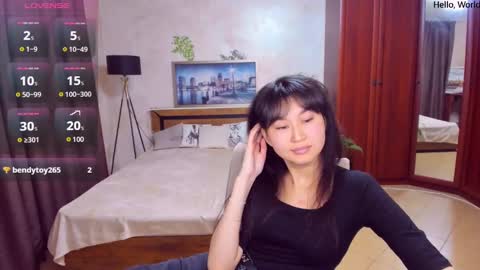 Snapshot of sheilafreman chatting on 12-18-24, 07:58 Sheila online show from 12-18-24, 07:58