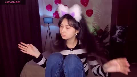 Snapshot of sheilafreman chatting on 02-11-25, 07:44 Sheila online show from 02-11-25, 07:44