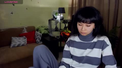 Snapshot of sheilafreman chatting on 10-31-25, 05:19 Sheila online show from 10-31-25, 05:19