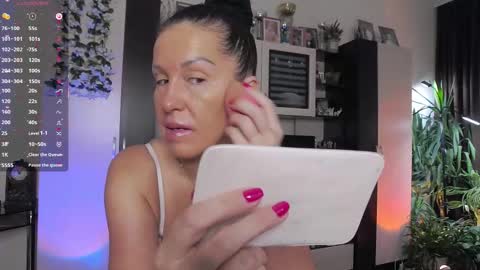 Sheila GMT 2 Tuesday Wednesday Friday Saturday Sunday- 8  5  online show from 03-10-26, 05:12