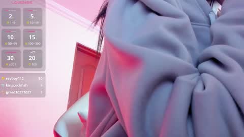 Snapshot of sheilly_brown chatting on 12-13-25, 07:53 sheilly_brown online show from 12-13-25, 07:53