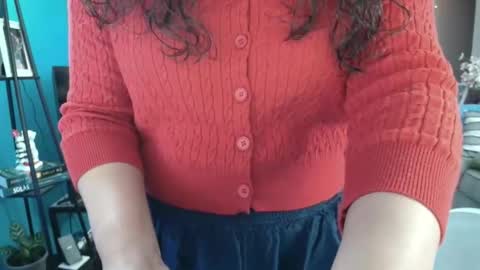 Snapshot of sheilyn_smith chatting on 11-19-25, 04:56 sheilyn_smith online show from 11-19-25, 04:56