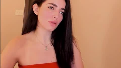 Snapshot of sheisallthat chatting on 11-21-25, 03:05 sheisallthat online show from 11-21-25, 03:05