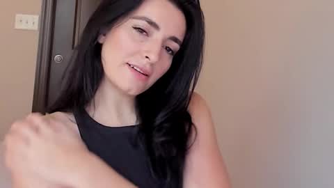 Snapshot of sheisallthat chatting on 11-22-25, 09:14 sheisallthat online show from 11-22-25, 09:14