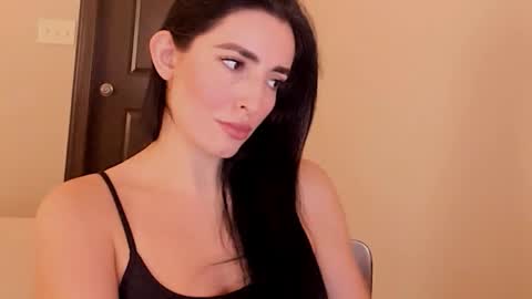 Snapshot of sheisallthat chatting on 11-24-25, 03:06 sheisallthat online show from 11-24-25, 03:06