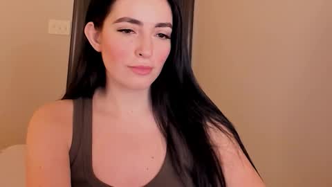 Snapshot of sheisallthat chatting on 12-18-25, 03:01 sheisallthat online show from 12-18-25, 03:01