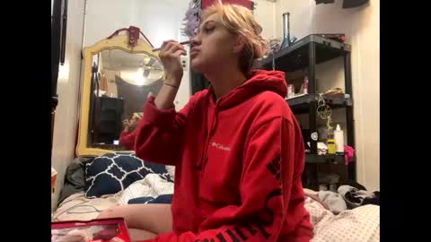 Shelby holes online show from 12-08-24, 09:57