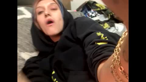 Shelby holes online show from 10-01-25, 04:51