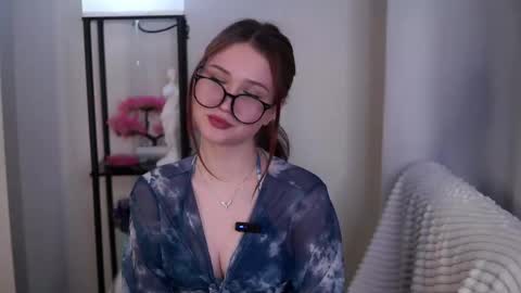 Lina online show from 02-12-26, 01:50