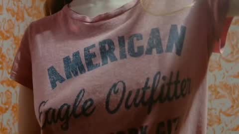 Snapshot of shelikessoymilk chatting on 12-16-24, 12:48 Erika online show from 12-16-24, 12:48