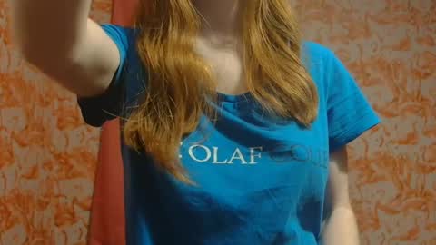 Snapshot of shelikessoymilk chatting on 01-30-25, 03:00 Erika online show from 01-30-25, 03:00