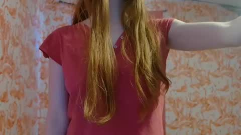 Snapshot of shelikessoymilk chatting on 09-14-25, 06:51 Erika online show from 09-14-25, 06:51