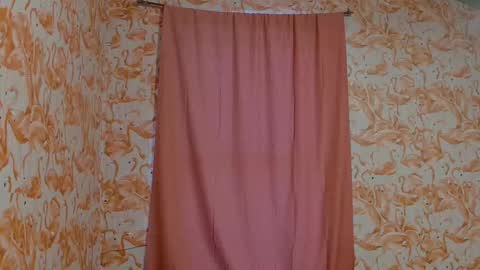 Snapshot of shelikessoymilk chatting on 09-26-25, 10:36 Erika online show from 09-26-25, 10:36