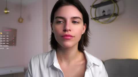 Snapshot of shelleyharn chatting on 11-22-25, 01:15 Alex online show from 11-22-25, 01:15