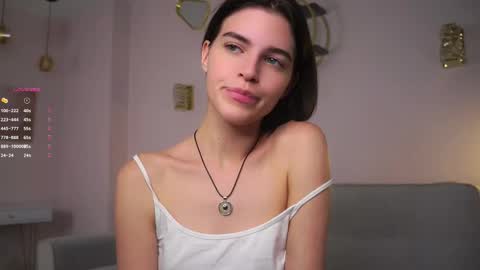 Snapshot of shelleyharn chatting on 11-27-25, 02:02 Alex online show from 11-27-25, 02:02