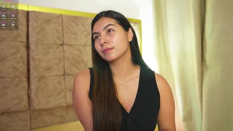 Snapshot of shelleymorell chatting on 06-02-26, 01:02 Transmission schedule Monday - Friday 715 am to 200 pm time Colombia online show from 06-02-26, 01:02