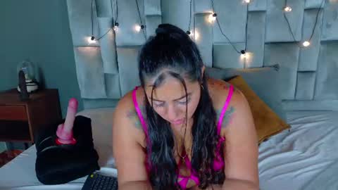 S H E L Y    E V A N S online show from 07-26-26, 01:07