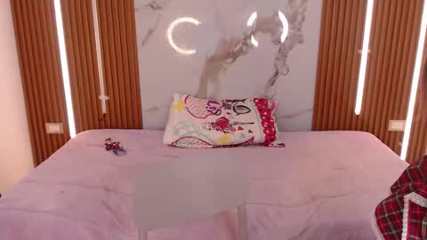 shena_nomy1 online show from 10-18-25, 03:20