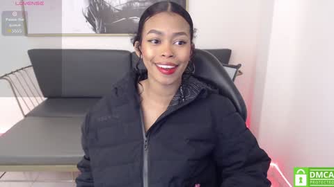 Shenna online show from 02-02-25, 01:08