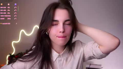 Snapshot of sheragroepper chatting on 02-07-26, 06:11 Mira online show from 02-07-26, 06:11