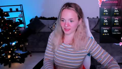 Snapshot of sherill_brill chatting on 12-27-24, 03:15 Sheril online show from 12-27-24, 03:15