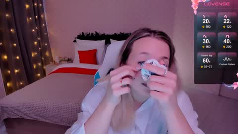 Snapshot of sherill_brill chatting on 12-29-24, 07:39 Sheril online show from 12-29-24, 07:39