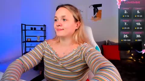 Snapshot of sherill_brill chatting on 02-08-25, 02:05 Sheril online show from 02-08-25, 02:05