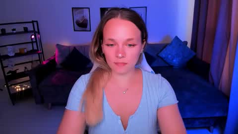 Snapshot of sherill_brill chatting on 09-25-25, 02:54 Sheril online show from 09-25-25, 02:54