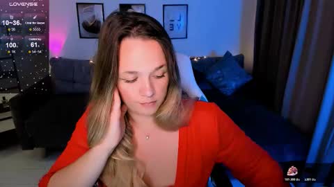 Snapshot of sherill_brill chatting on 11-08-25, 03:01 Sheril online show from 11-08-25, 03:01