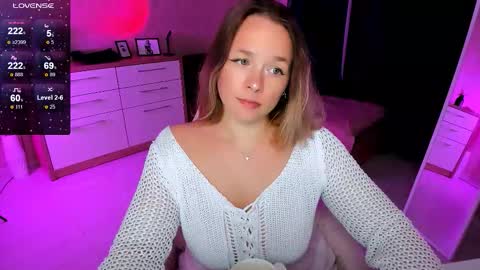 Snapshot of sherill_brill chatting on 11-20-25, 02:50 Sheril online show from 11-20-25, 02:50