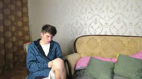 Max online show from 10-03-25, 08:28