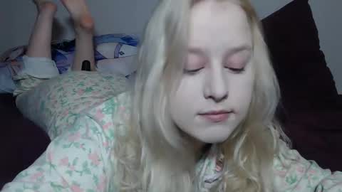 Snapshot of sherlystero chatting on 01-24-25, 05:53 sher online show from 01-24-25, 05:53