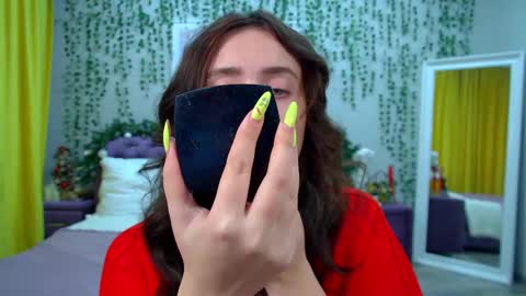 Snapshot of sherrybaers chatting on 12-15-25, 06:28 Sherry online show from 12-15-25, 06:28