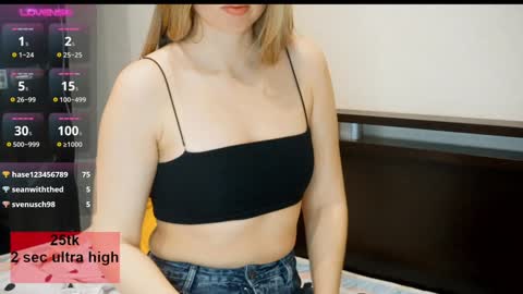 Snapshot of sherrylime chatting on 01-19-25, 08:41 Sherry online show from 01-19-25, 08:41