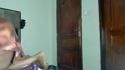 Sherry l online show from 01-31-25, 01:23