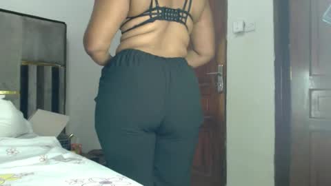 Sherry l online show from 02-16-25, 03:59