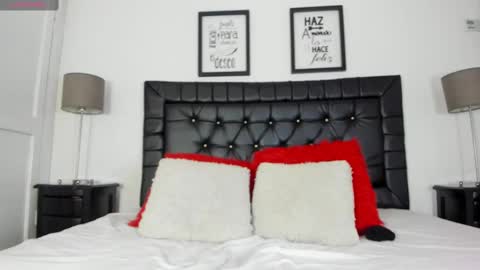 Snapshot of sheryl0720 chatting on 10-09-25, 07:34 Isabella online show from 10-09-25, 07:34