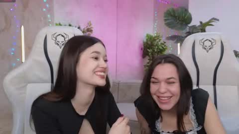 Snapshot of sheryl_elegance chatting on 01-24-25, 02:30 Sheryl online show from 01-24-25, 02:30