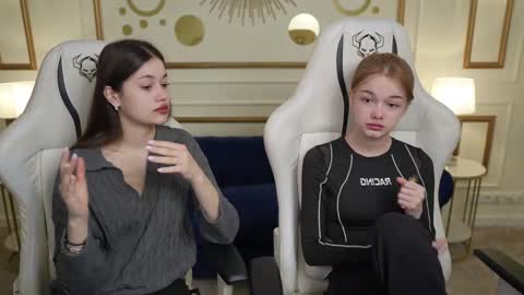 Snapshot of sheryl_elegance chatting on 02-27-25, 11:41 Sheryl online show from 02-27-25, 11:41